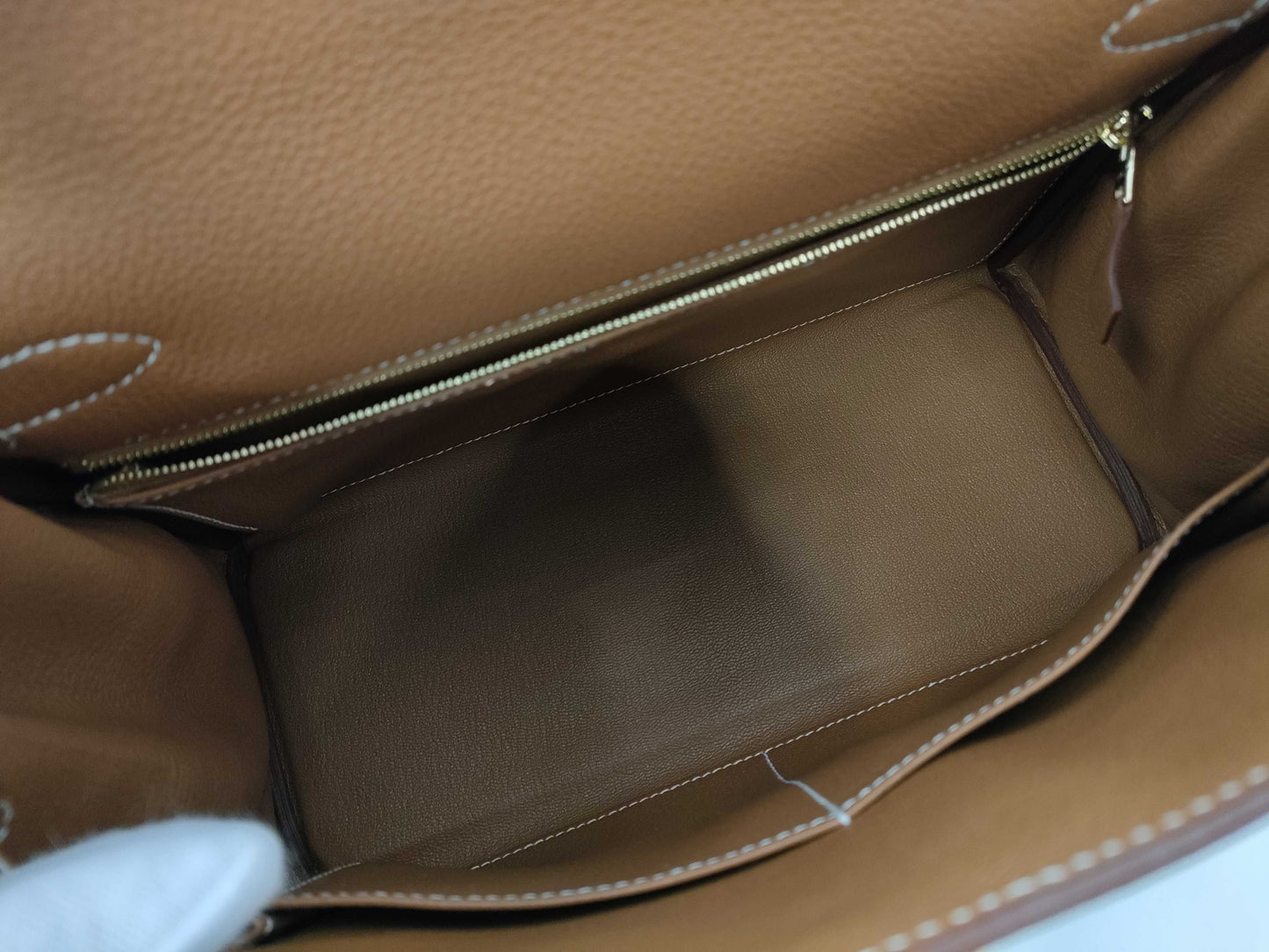 HERMES Kelly 28 Togo with 2025K Gold Hardware, 2-Way Handbag/Shoulder Bag
