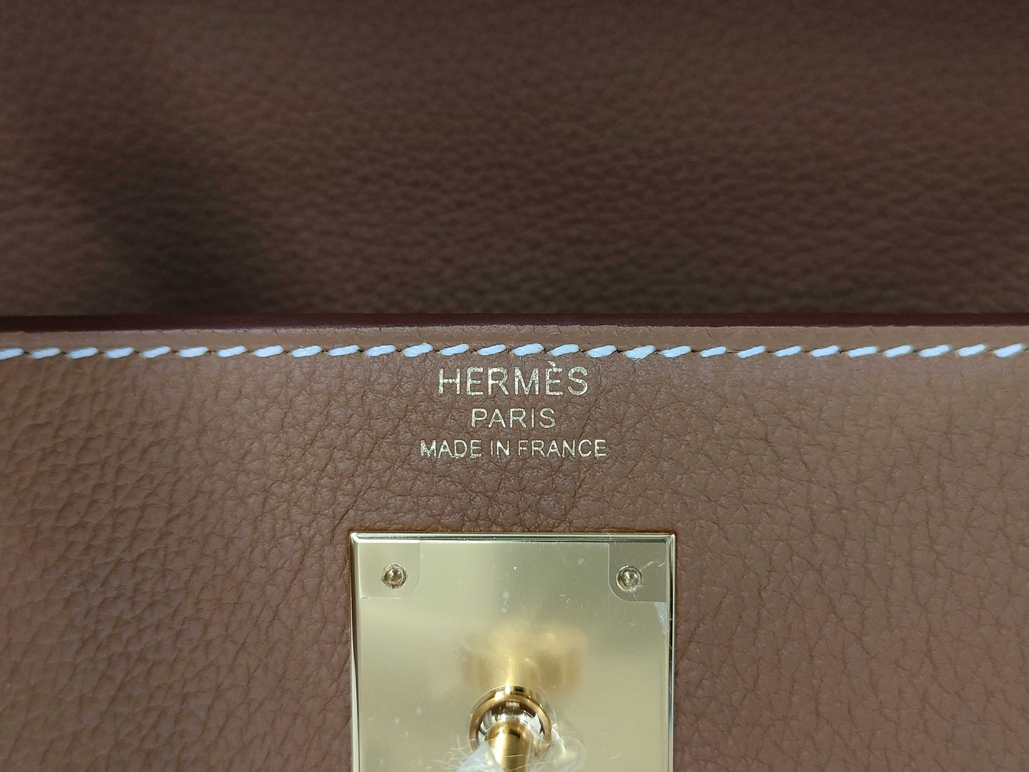 HERMES Kelly 28 Togo with 2025K Gold Hardware, 2-Way Handbag/Shoulder Bag