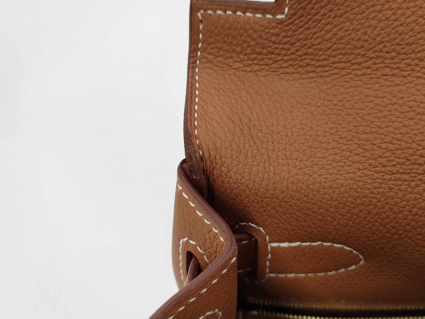 HERMES Kelly 28 Togo with 2025K Gold Hardware, 2-Way Handbag/Shoulder Bag