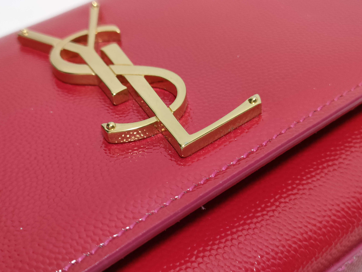 SAINT LAURENT Yves Saint Laurent Small Kate Crossbody Shoulder Bag in Red Grain de Poudre Leather with Gold FLY344620 1013