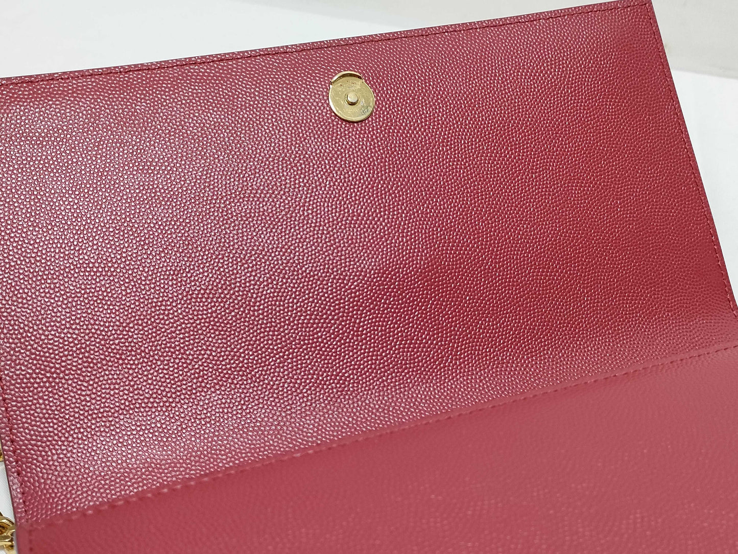 SAINT LAURENT Yves Saint Laurent Medium Kate Shoulder Bag in Red Grain de Poudre Leather with Gold, MAL 364021 0118