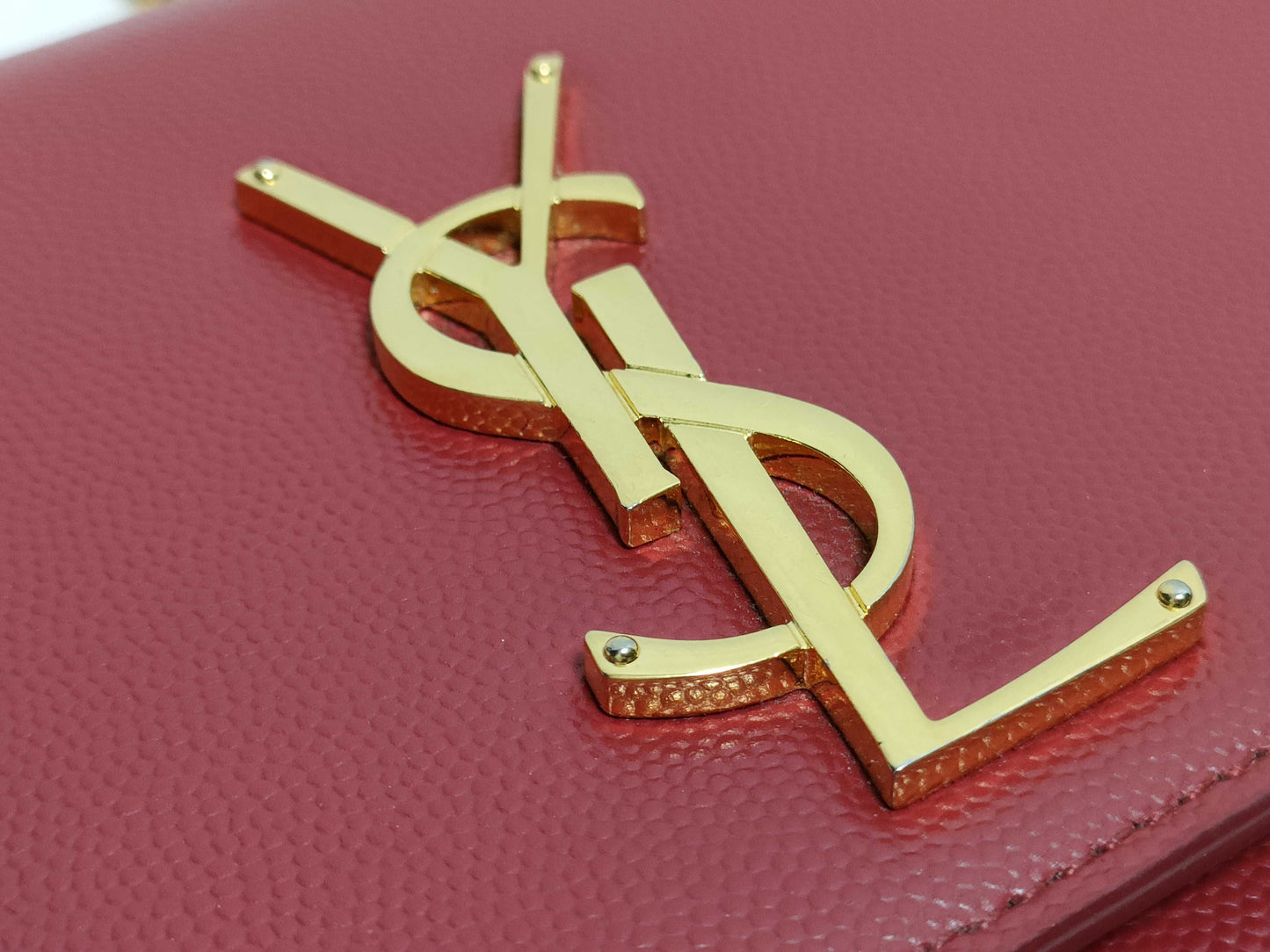 SAINT LAURENT Yves Saint Laurent Medium Kate Shoulder Bag in Red Grain de Poudre Leather with Gold, MAL 364021 0118