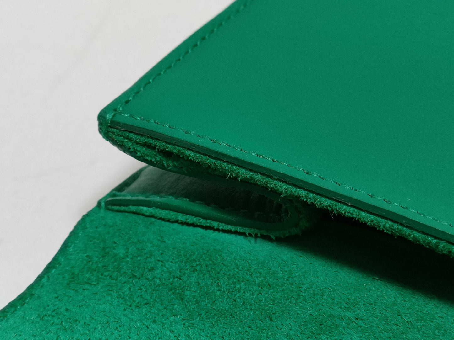 SAINT LAURENT Yves Saint Laurent Classic Ligne Y Clutch Bag in Green Smooth Calfskin Leather with Gold Accents, 311213, 2020