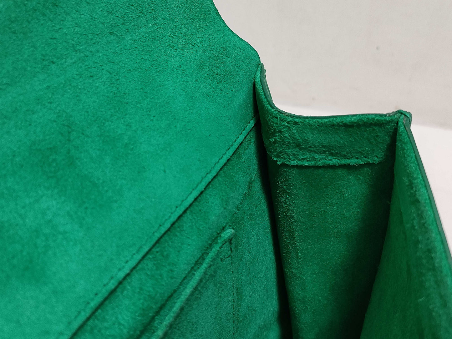 SAINT LAURENT Yves Saint Laurent Classic Ligne Y Clutch Bag in Green Smooth Calfskin Leather with Gold Accents, 311213, 2020