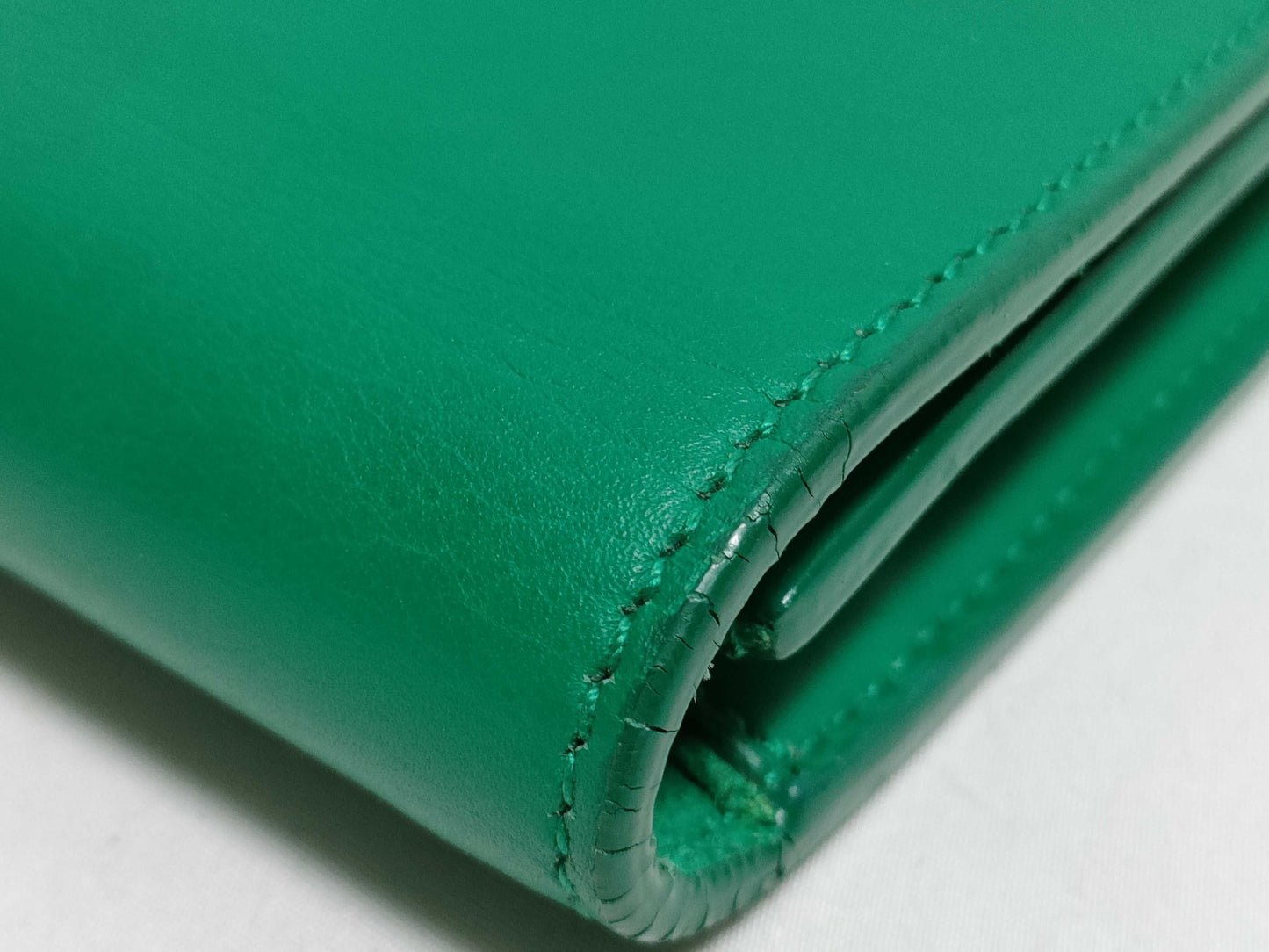 SAINT LAURENT Yves Saint Laurent Classic Ligne Y Clutch Bag in Green Smooth Calfskin Leather with Gold Accents, 311213, 2020
