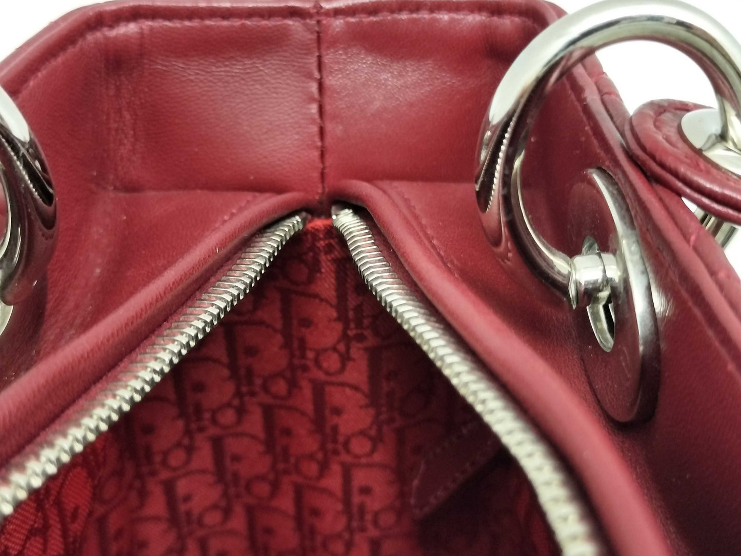 Dior Lady Dior Medium Zip Maroon Cannage Lambskin Leather Silver Handbag 96-MA-1060