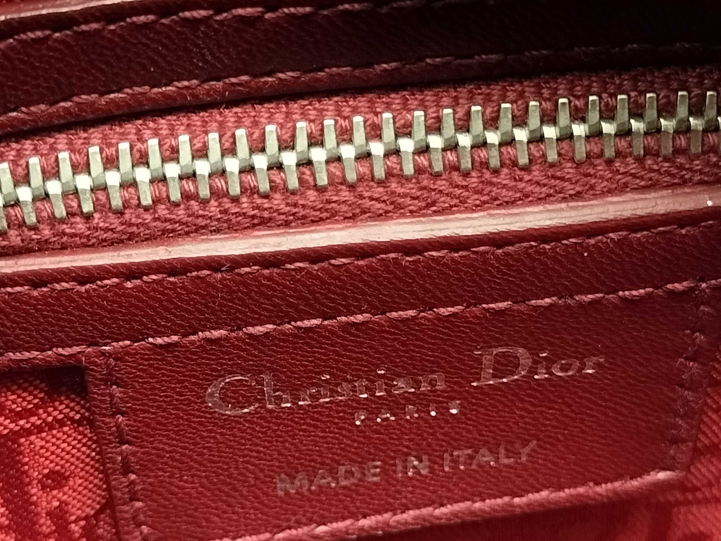 Dior Lady Dior Medium Zip Maroon Cannage Lambskin Leather Silver Handbag 96-MA-1060