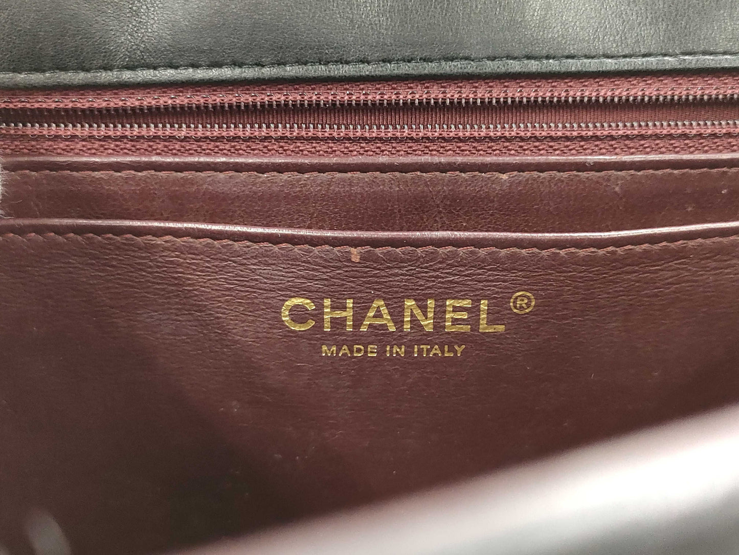CHANEL Jumbo Classic Single Flap Shoulder Bag in Black Quilted Lambskin Leather with Gold Finish