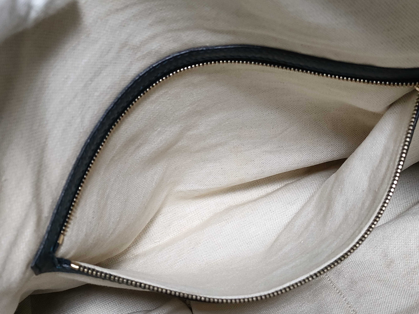 GUCCI Large Catherine Satchel Bag in Beige/Black with Diamante Canvas and Gold, 247283 002123, Handbag