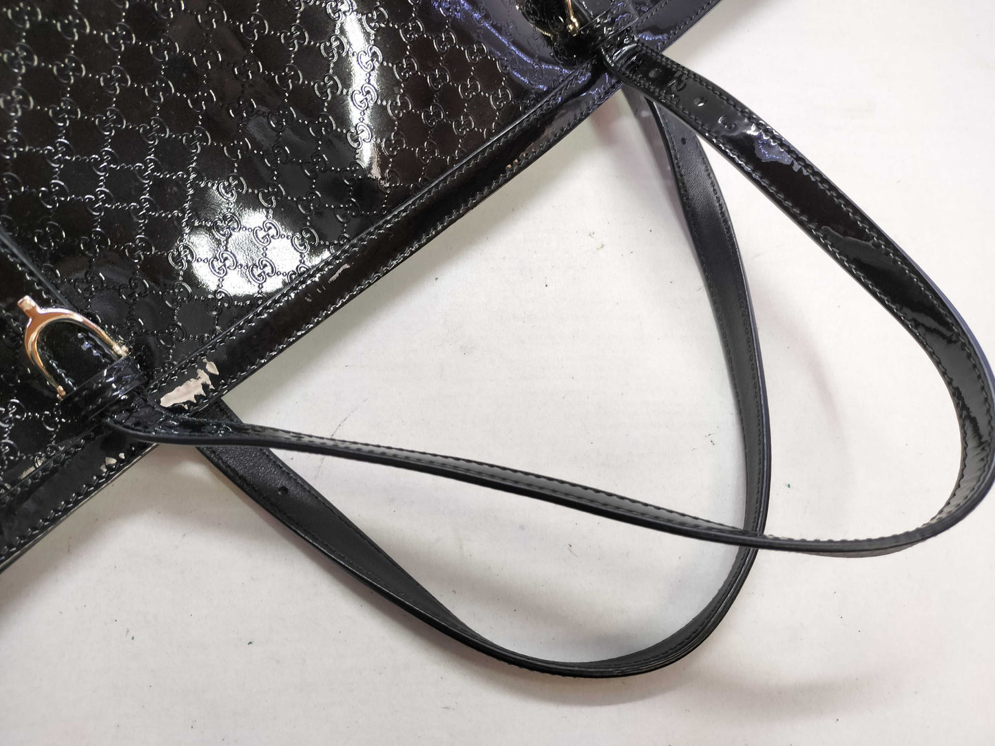 GUCCI Nice Tote in Black Micro Guccissima Patent Leather with Gold Tote Bag, 309613 002123