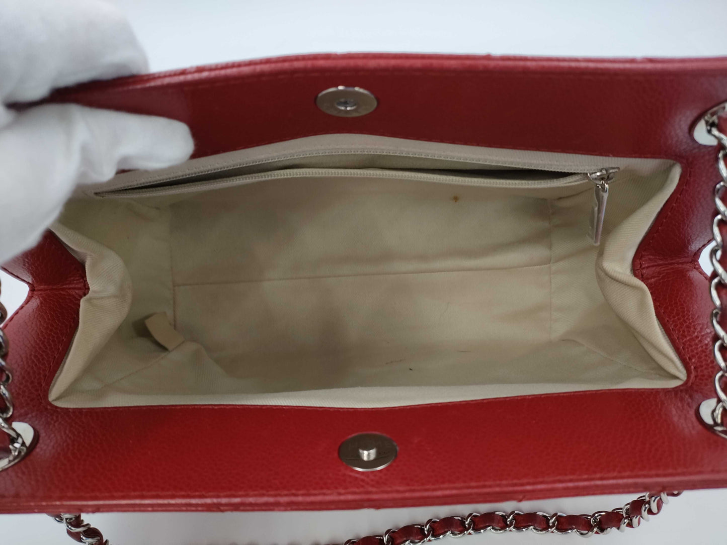 CHANEL CC Frame Chain Tote in Red Quilted Soft Caviar Leather with Silver Hardware, Item Number 17571728