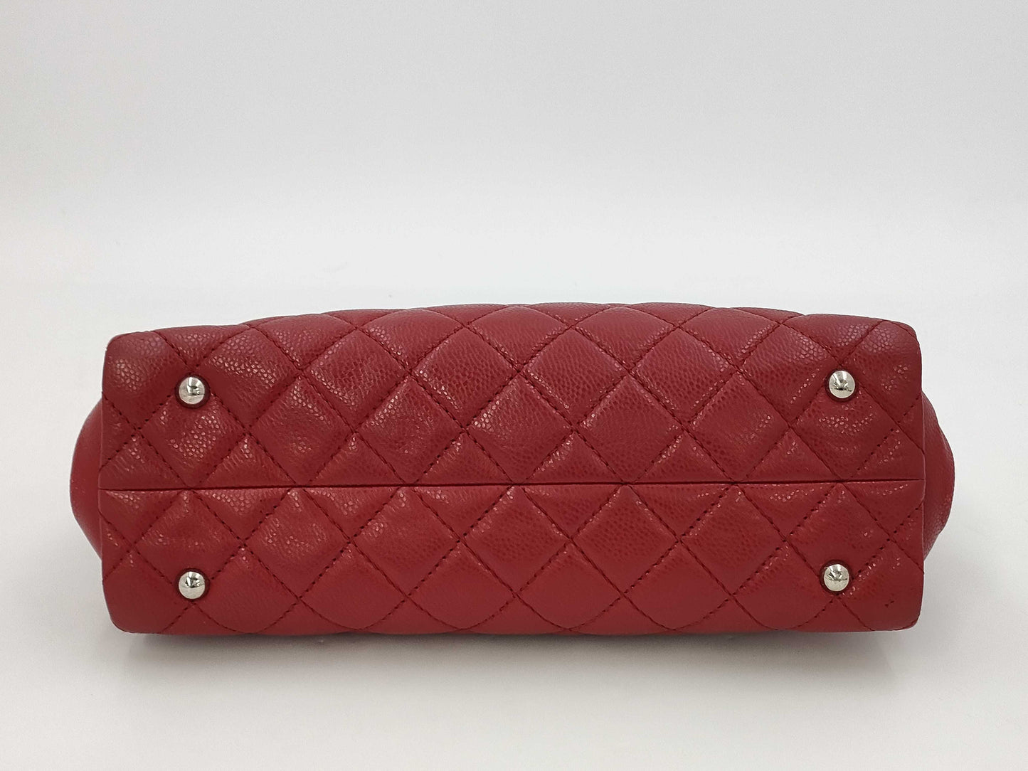 CHANEL CC Frame Chain Tote in Red Quilted Soft Caviar Leather with Silver Hardware, Item Number 17571728