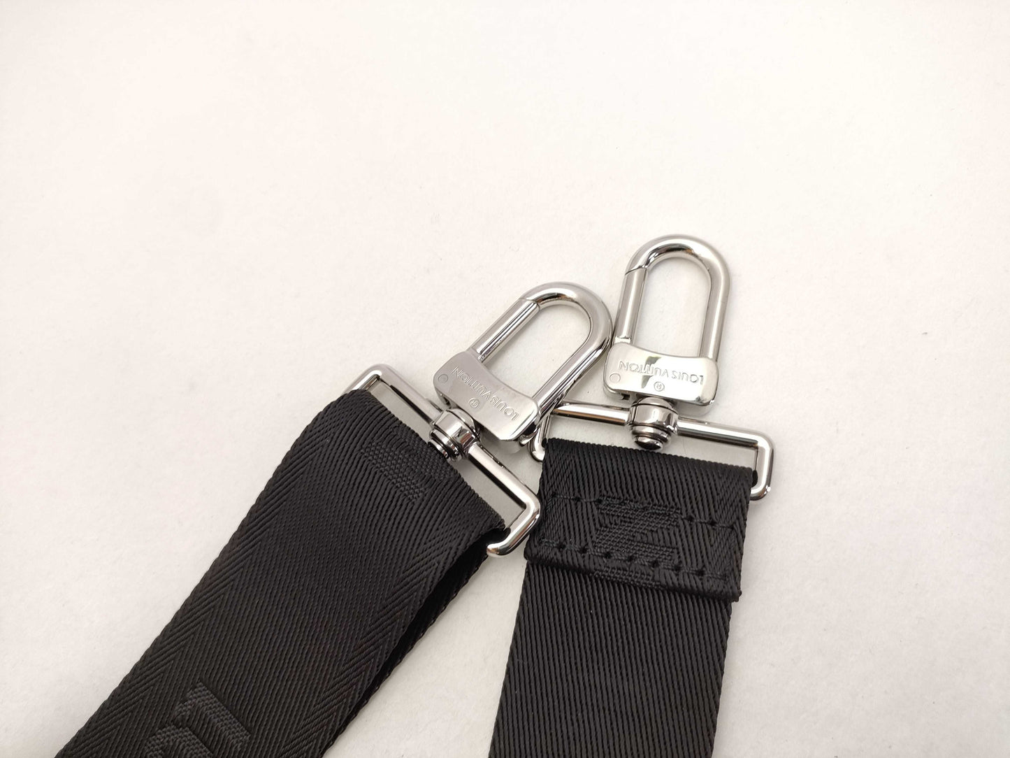 LOUIS VUITTON Louis Vuitton Signature Adjustable Strap, Black/Green, Silver Hardware, 95*4.5*0.5cm Strap