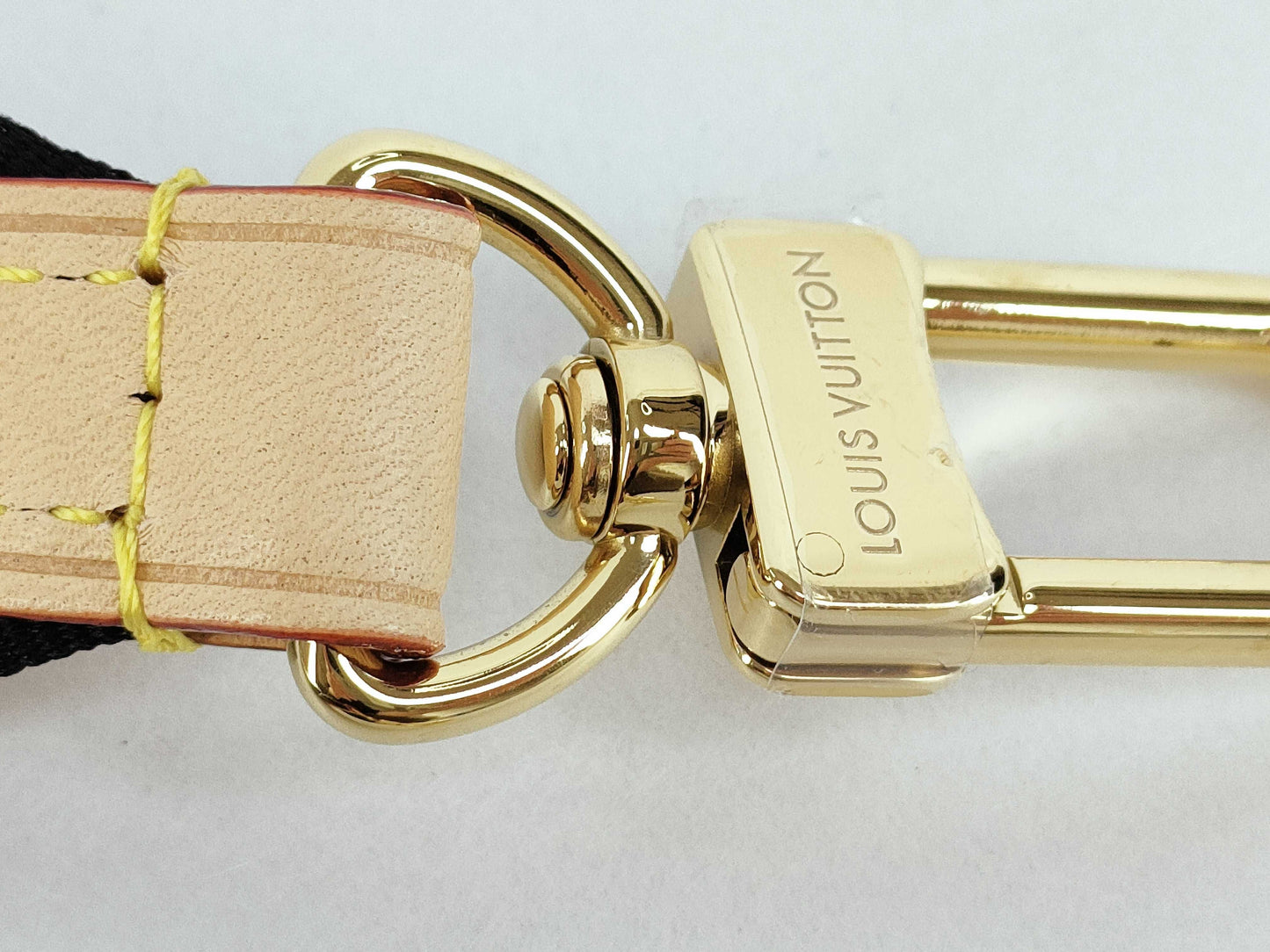 LOUIS VUITTON Louis Vuitton Signature Strap Beige/Black/Pink Signature Canvas Gold Hardware 95*4.5*.05cm Other Accessories