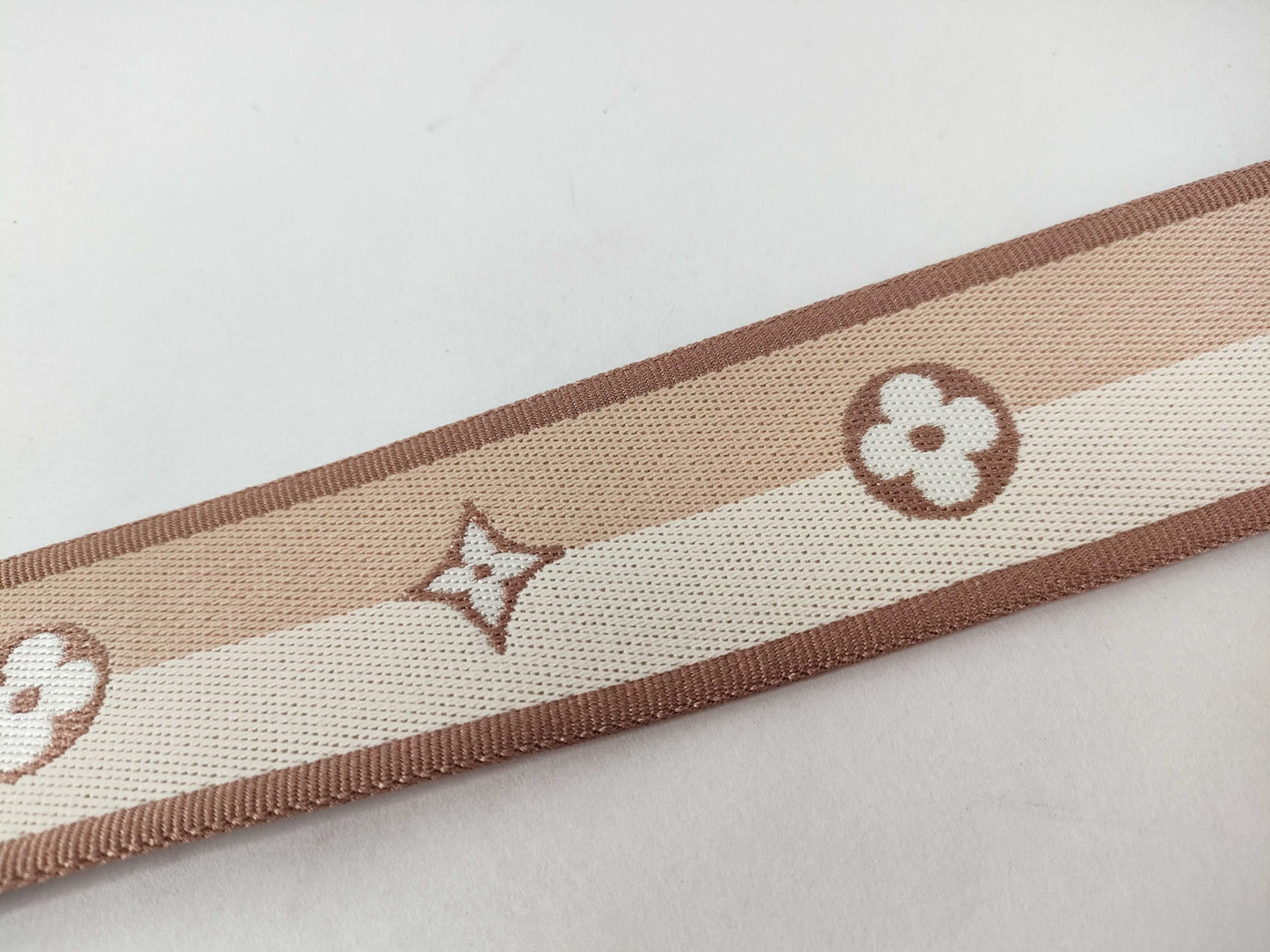 LOUIS VUITTON Signature Strap, Beige/Brown Canvas, Gold Hardware, 95*4.5*.05cm, Other Accessories