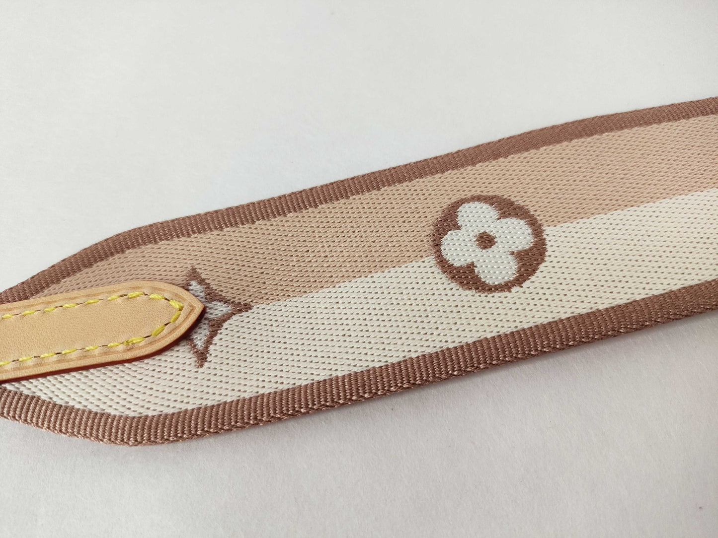 LOUIS VUITTON Signature Strap, Beige/Brown Canvas, Gold Hardware, 95*4.5*.05cm, Other Accessories