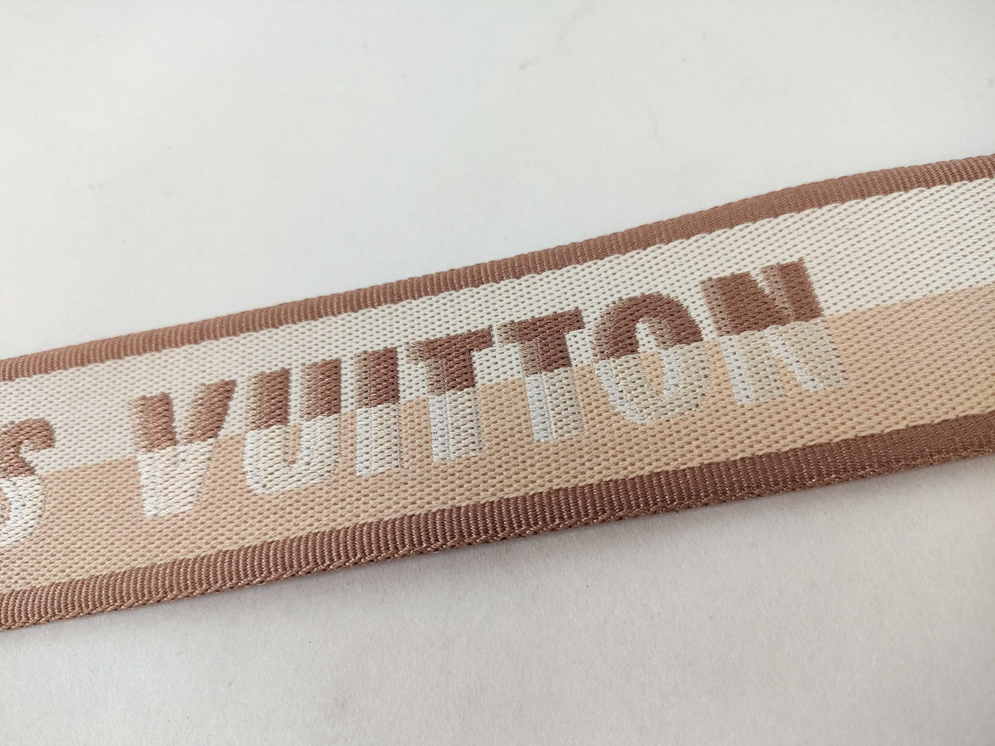 LOUIS VUITTON Signature Strap, Beige/Brown Canvas, Gold Hardware, 95*4.5*.05cm, Other Accessories