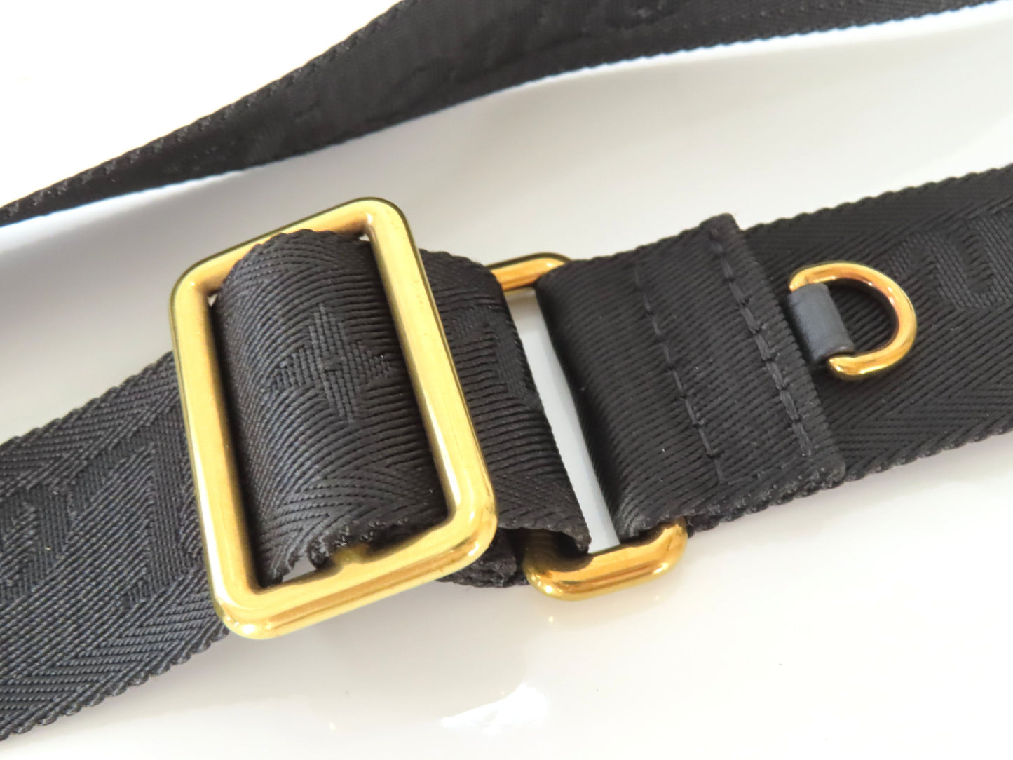 LOUIS VUITTON Louis Vuitton Signature Adjustable Strap Black with Gold Hardware 95*4.5*0.5cm Strap