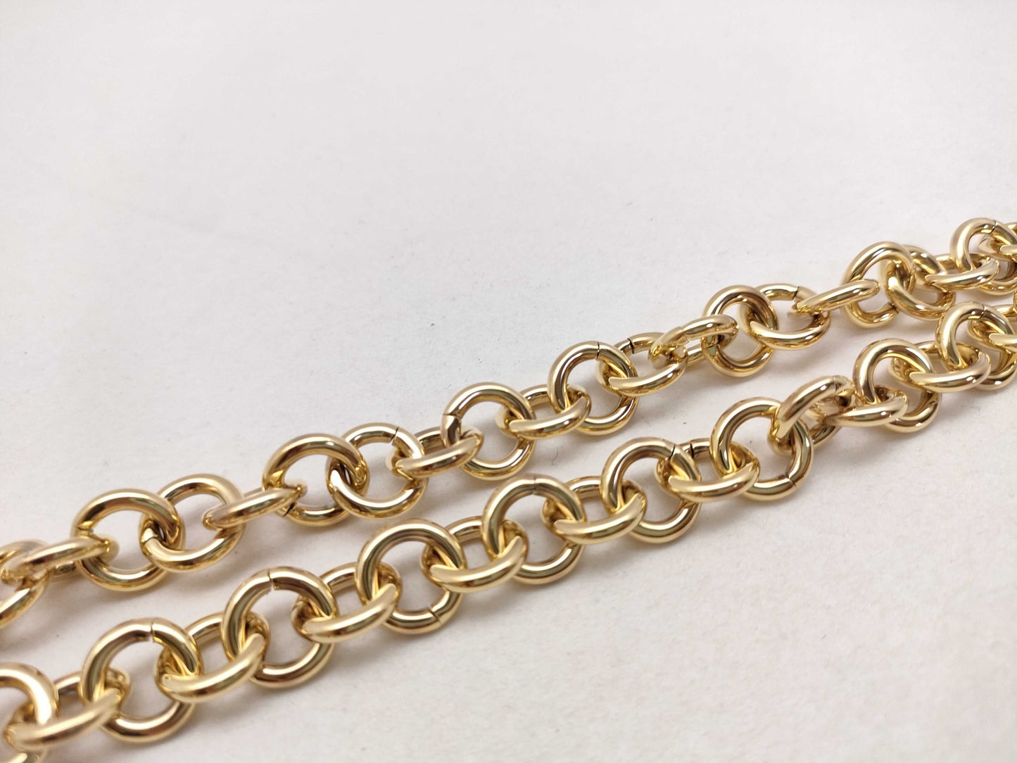 LOUIS VUITTON Gold Chain Strap with Gold Hardware, 55*1*1cm