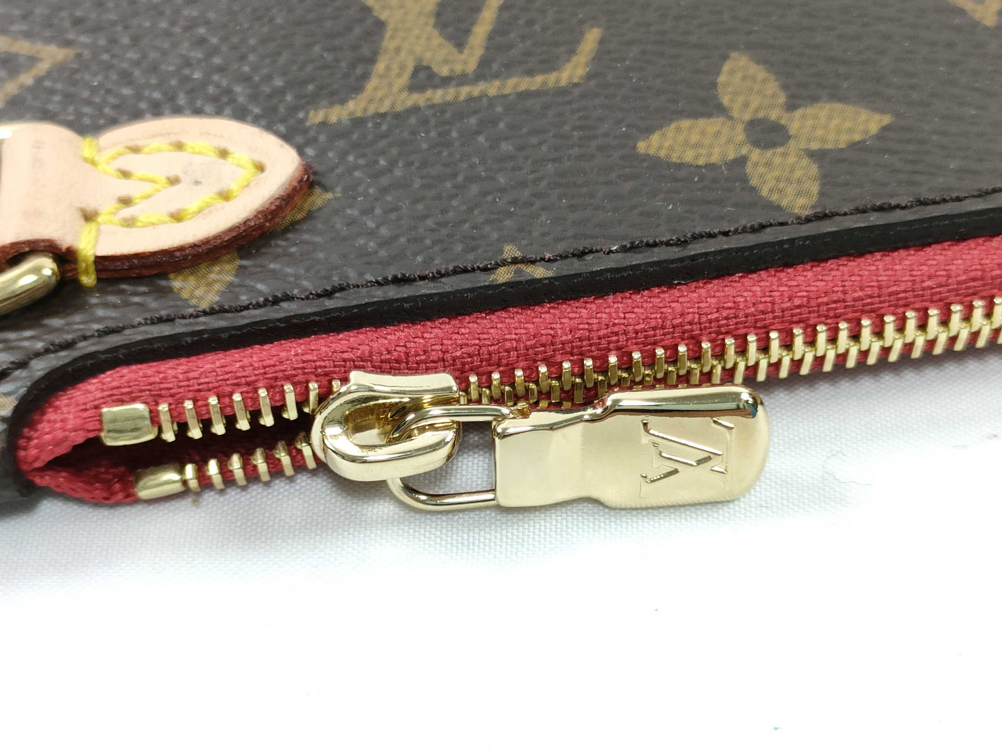LOUIS VUITTON Monogram Louis Vuitton Neverfull Pouch / Brown Monogram Canvas / Gold Hardware Other Accessories