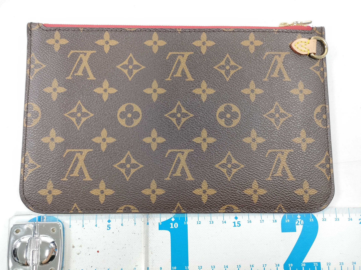 LOUIS VUITTON Monogram Louis Vuitton Neverfull Pouch / Brown Monogram Canvas / Gold Hardware Other Accessories