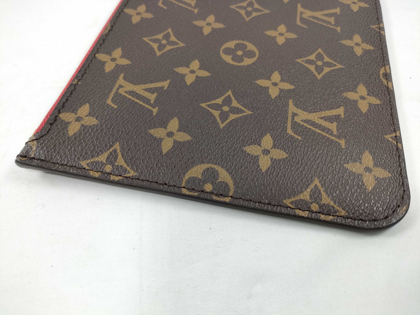 LOUIS VUITTON Monogram Louis Vuitton Neverfull Pouch / Brown Monogram Canvas / Gold Hardware Other Accessories