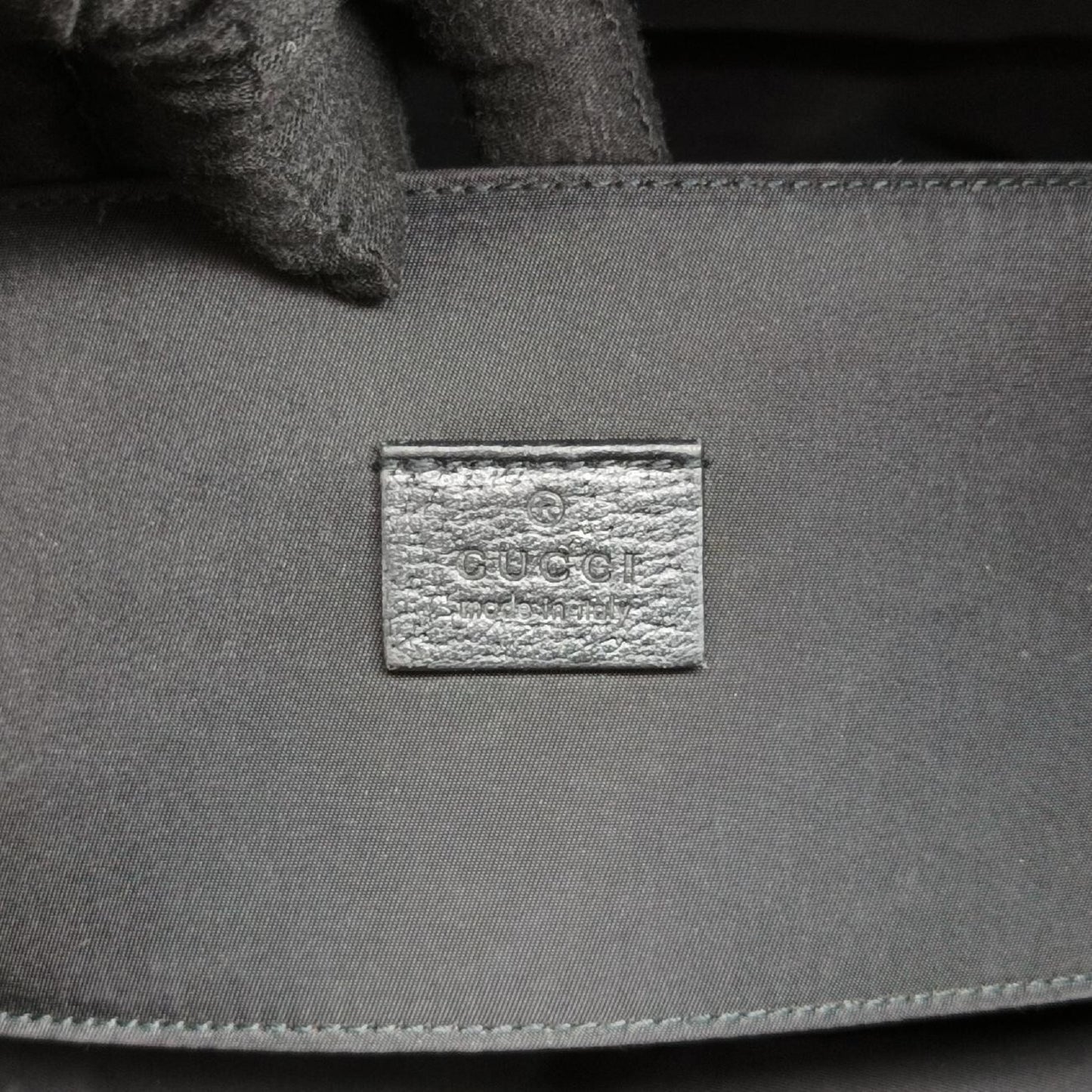 GUCCI Off the Grid Black Nylon Shoulder Bag 630355H034823283