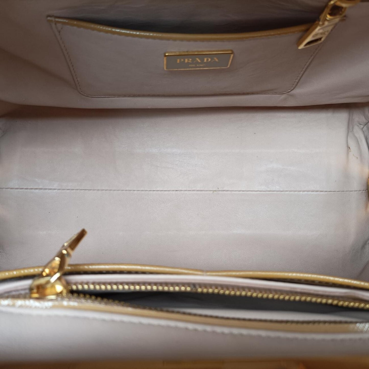 PRADA Pyramid Yellow Patent BL0808180 8 Handbag