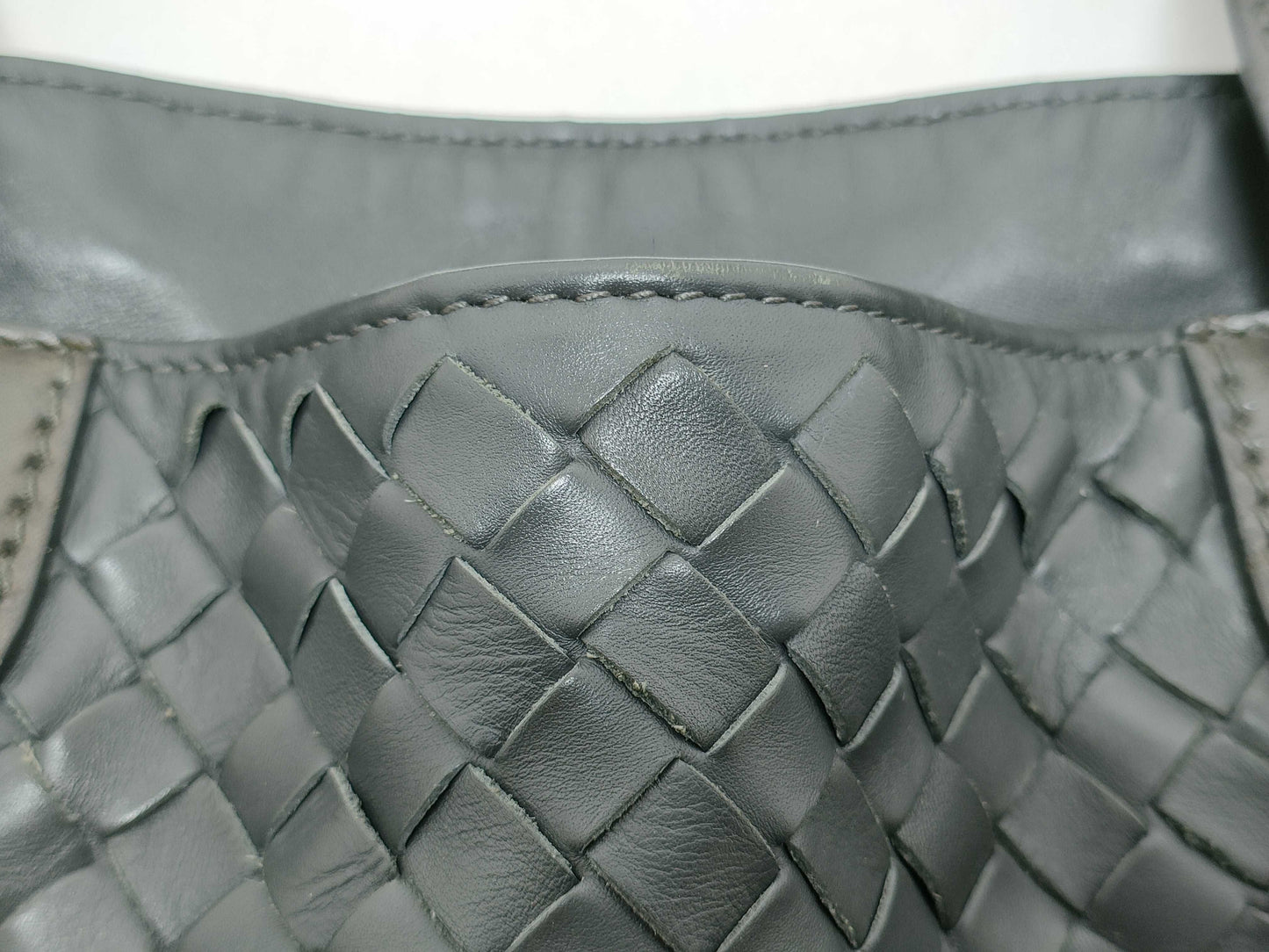 BOTTEGA VENETA Intrecciato Tote Bag