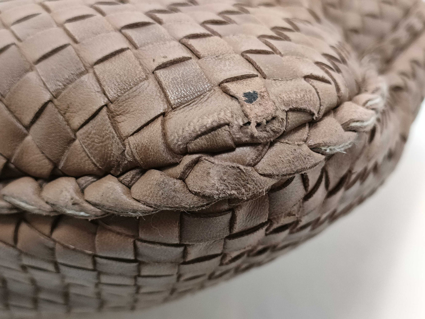 BOTTEGA VENETA Intrecciato Bottega Veneta Hobo Shoulder Bag