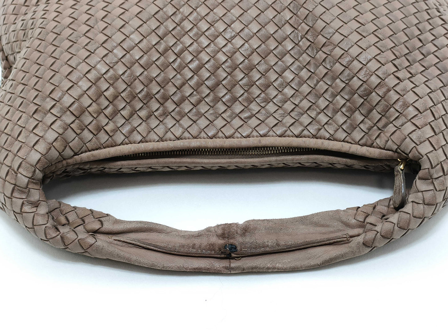 BOTTEGA VENETA Intrecciato Bottega Veneta Hobo Shoulder Bag