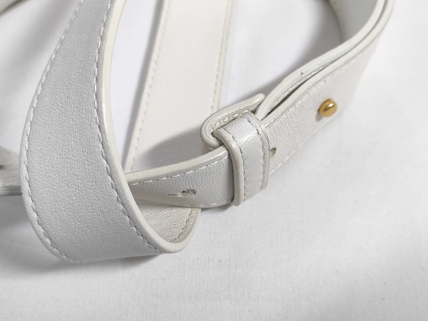 BOTTEGA VENETA Cassette Body Bag Maxi Intrecciato Shoulder Bag