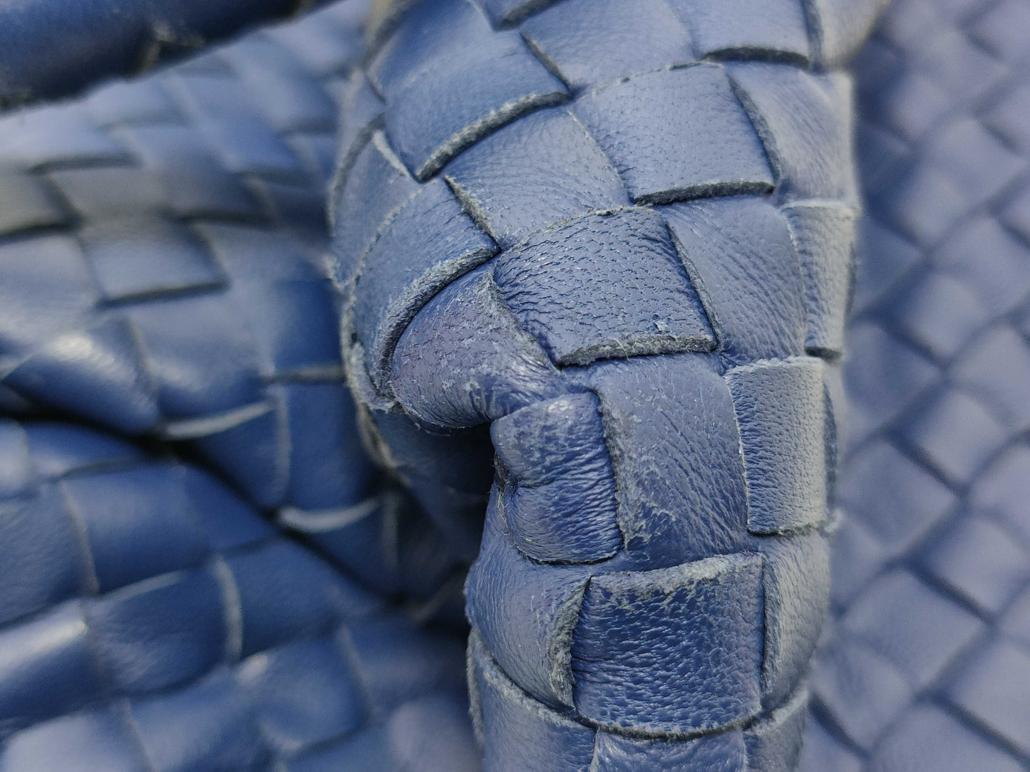BOTTEGA VENETA Intrecciato Bottega Veneta Parachute Handbag Tote Bag