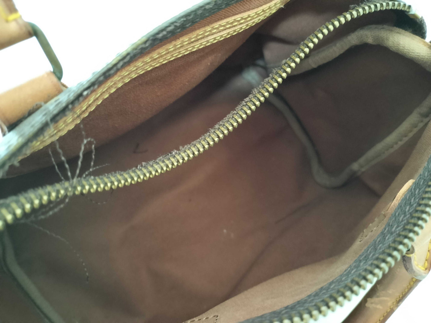 LOUIS VUITTON 821 Monogram LOUIS VUITTON Monogram Speedy 25 M41528 821 Handbag