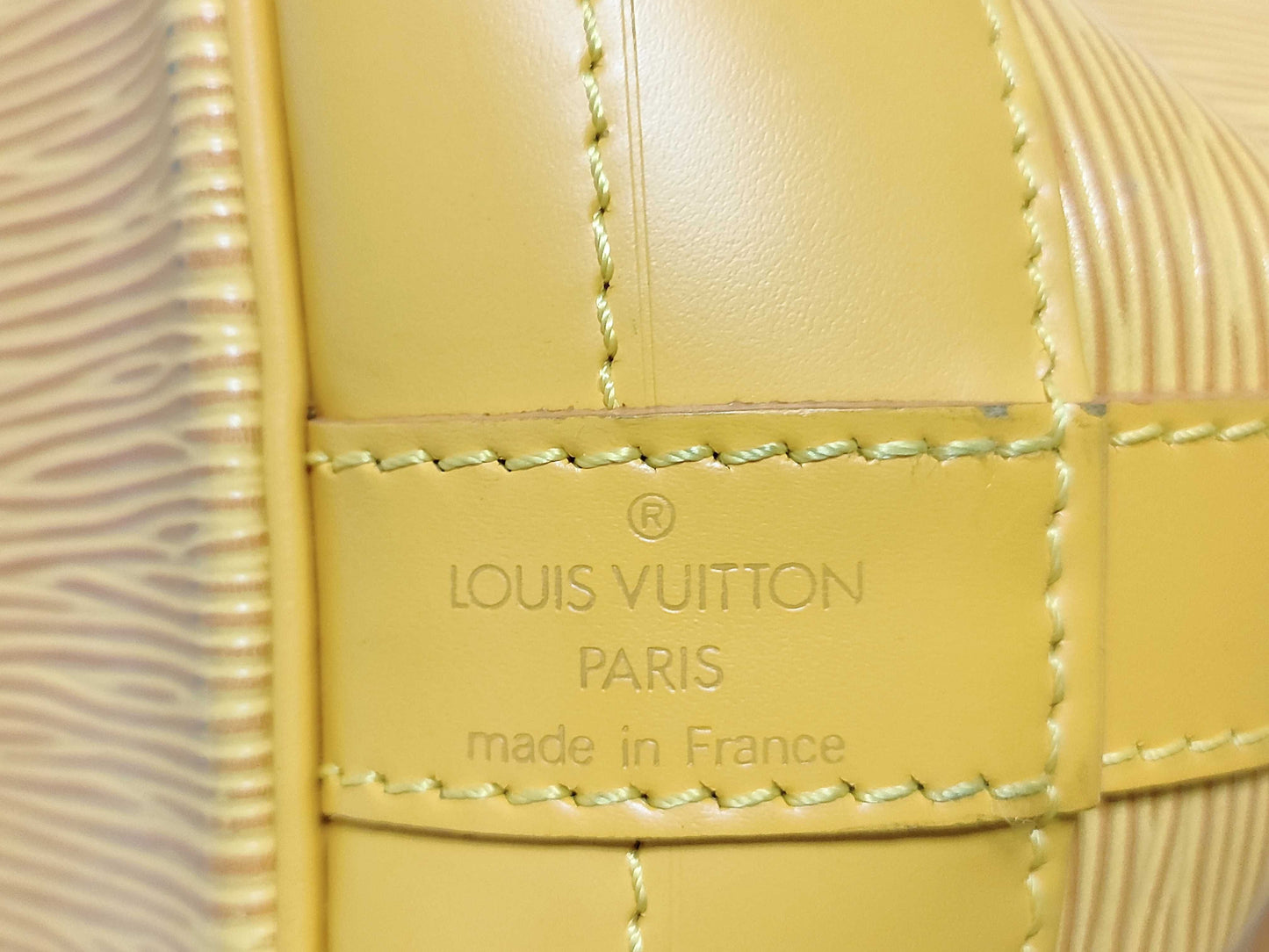 LOUIS VUITTON RFID Unverifiable Epi Leather Shoulder Bag M44009 SP0957