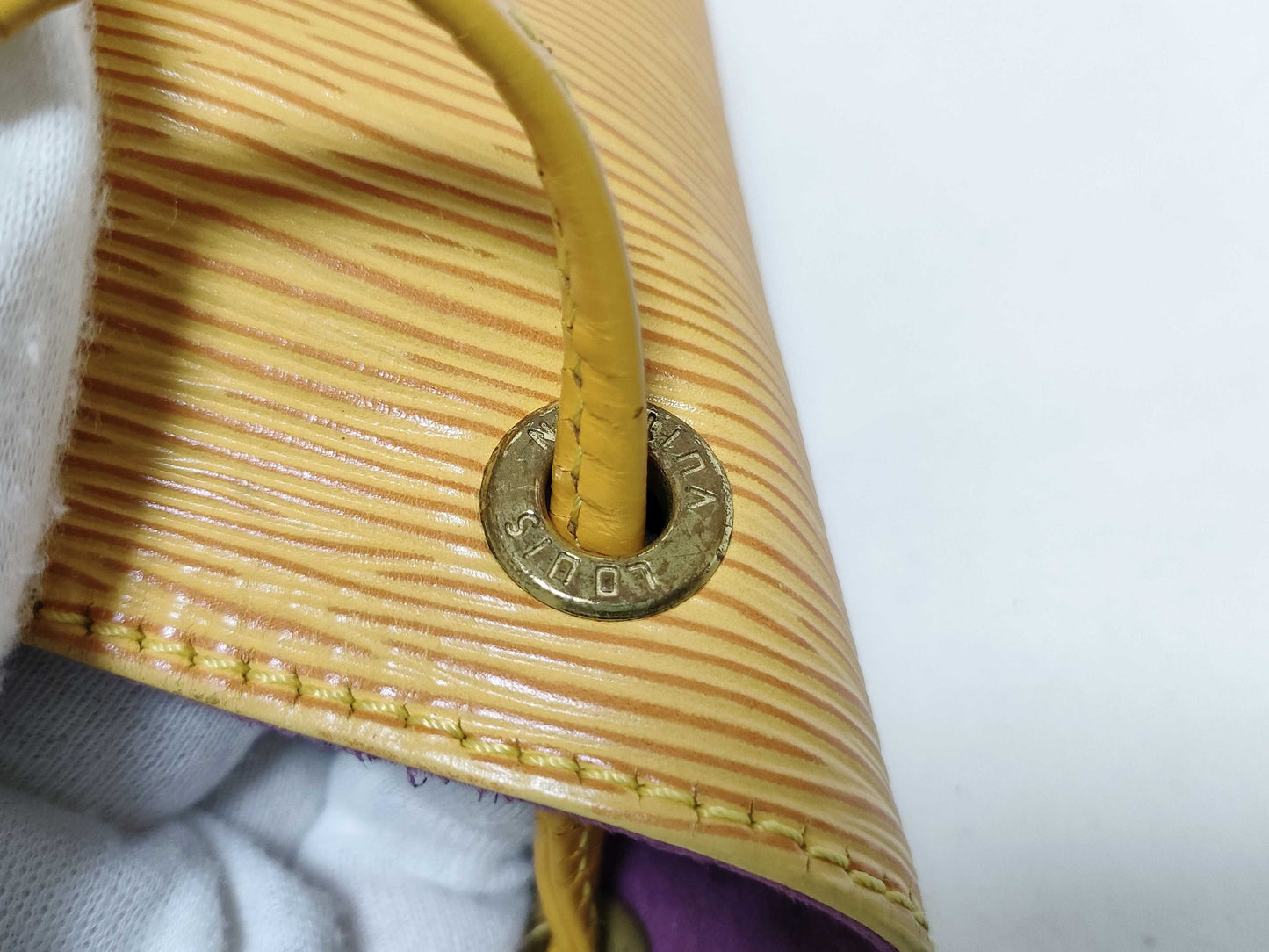 LOUIS VUITTON RFID Unverifiable Epi Leather Shoulder Bag M44009 SP0957