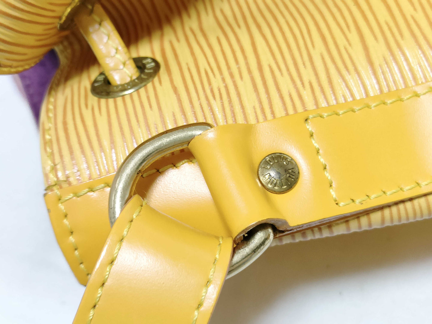 LOUIS VUITTON RFID Unverifiable Epi Leather Shoulder Bag M44009 SP0957