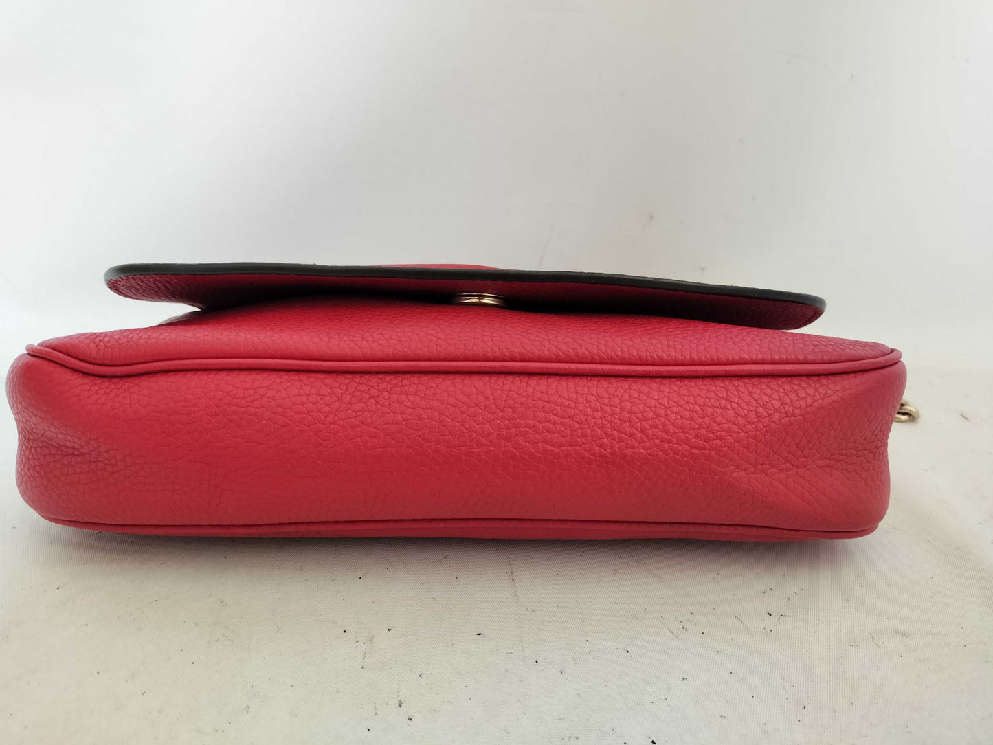 GUCCI GUCCI Double G Soho Chain Shoulder Bag Red Shoulder Bag