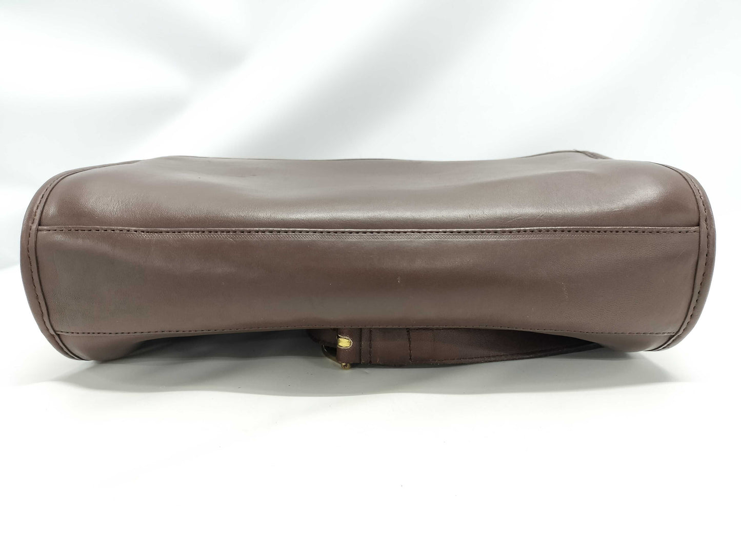 COACH Old Coach All Leather Brown Shoulder Bag
