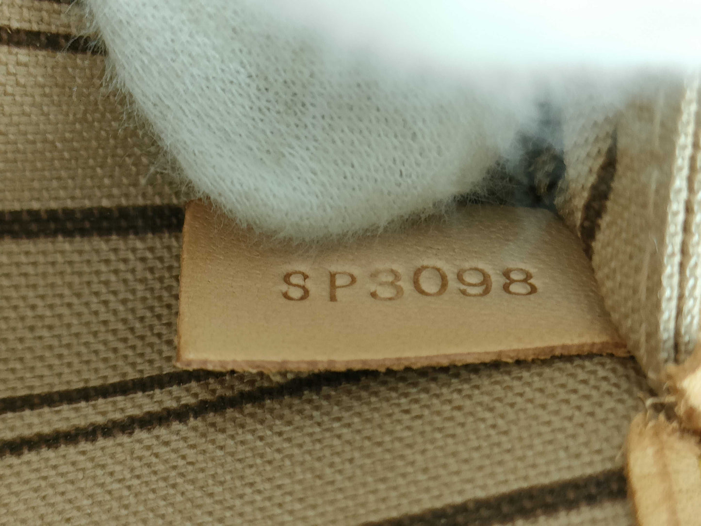 LOUIS VUITTON RFID Unverifiable Monogram Louis Vuitton Neverfull GM Tote Bag M40157