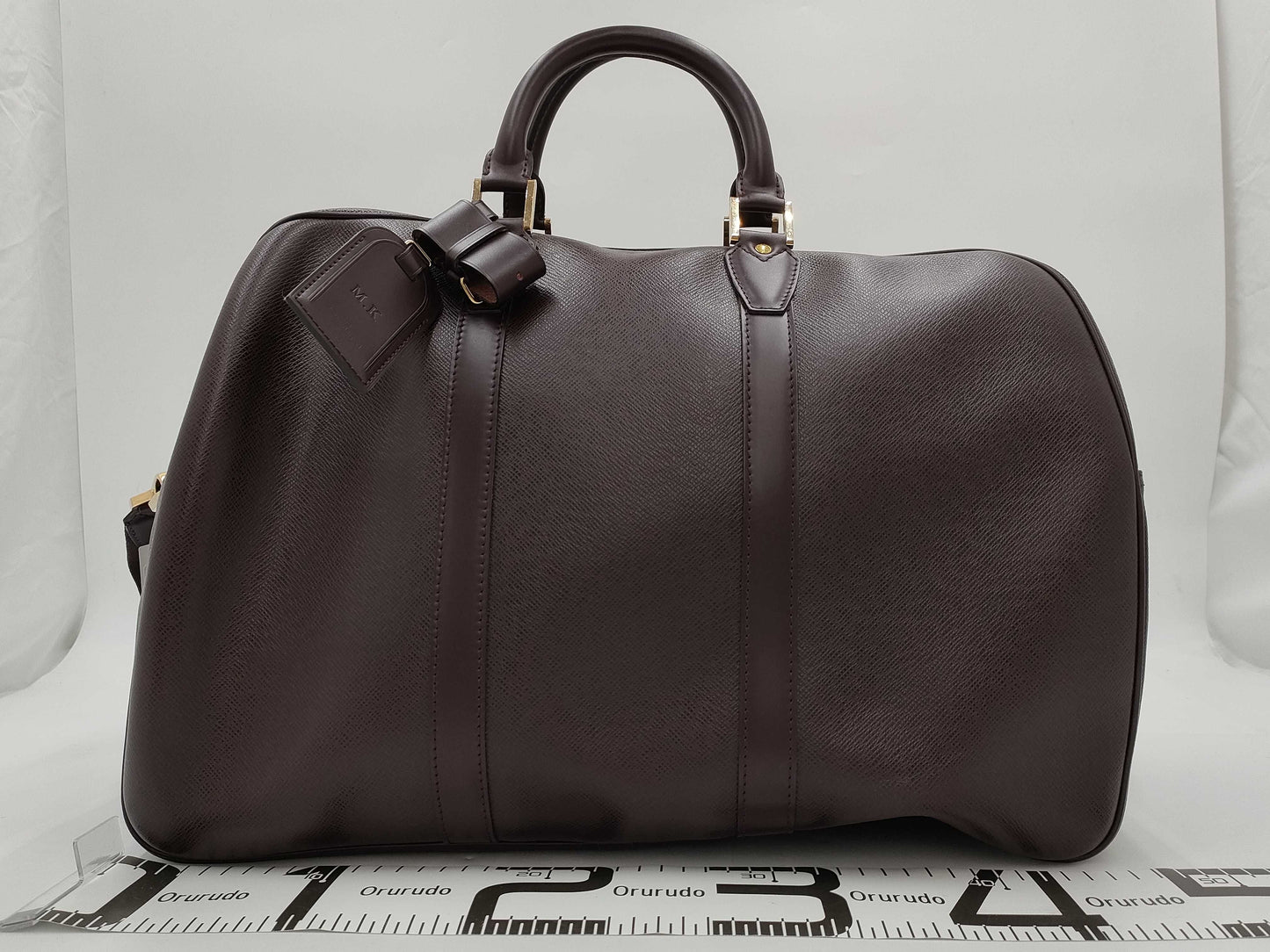 LOUIS VUITTON Boston Bag Taiga Kendall GM with Stitching, Personalized Name, M30116