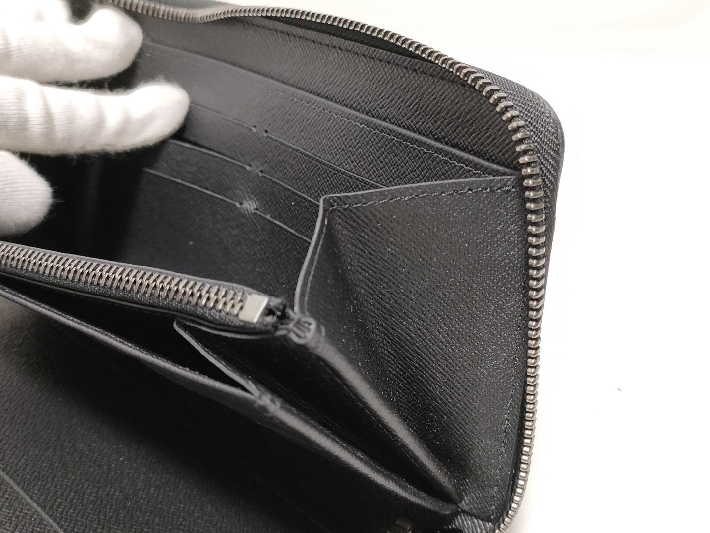 LOUIS VUITTON RFID confirmed, serial number not confirmed, Monogram Louis Vuitton Zippy Organizer NM Monogram Eclipse M82081 RFID wallet
