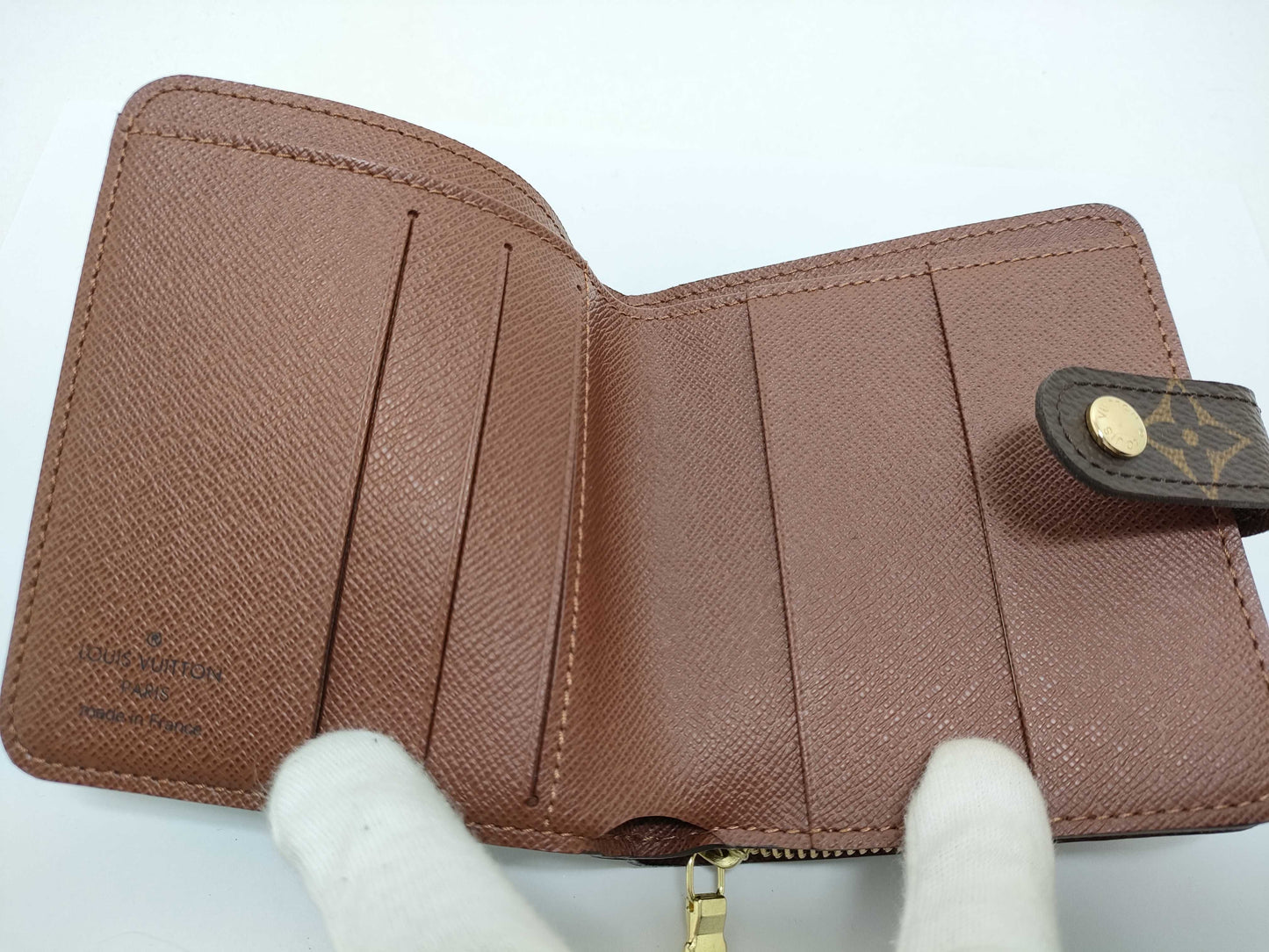 LOUIS VUITTON REID Unconfirmed CT 0027 Monogram LOUIS VUITTON M61667 Monogram Compact Zip Wallet