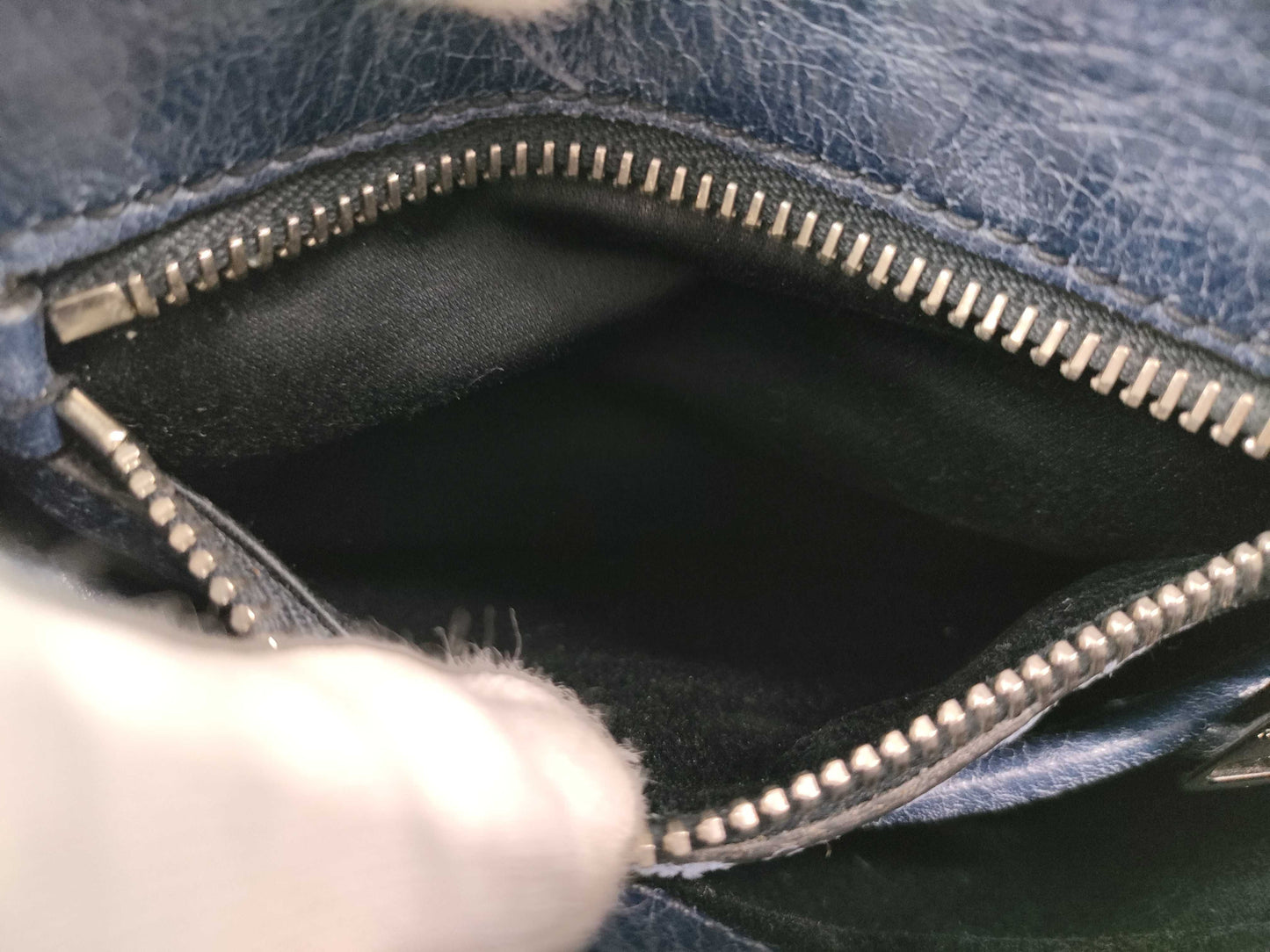 miu miu MIU MIU navy leather shoulder bag