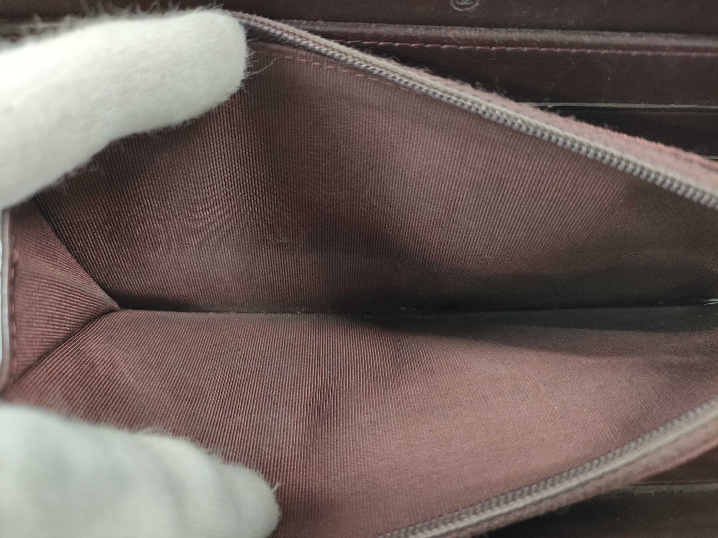 CHANEL Matelasse Round Zip Coco Long Wallet Lambskin Wallet