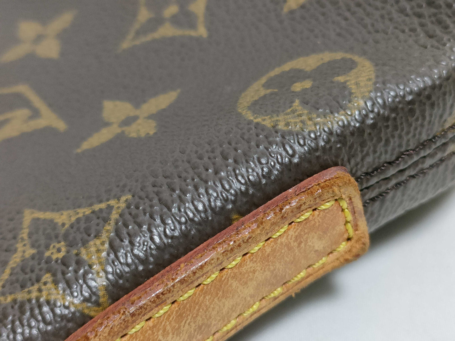 LOUIS VUITTON RFID Unverified SD1001 Monogram Louis Vuitton Monogram Shoulder Bag