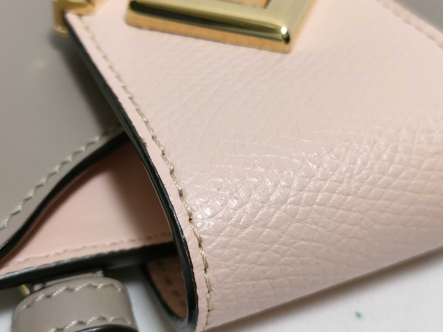 FENDI 7AS188 FF Diamond Phone Pouch Calfskin Leather Gray/Pink Shoulder Bag