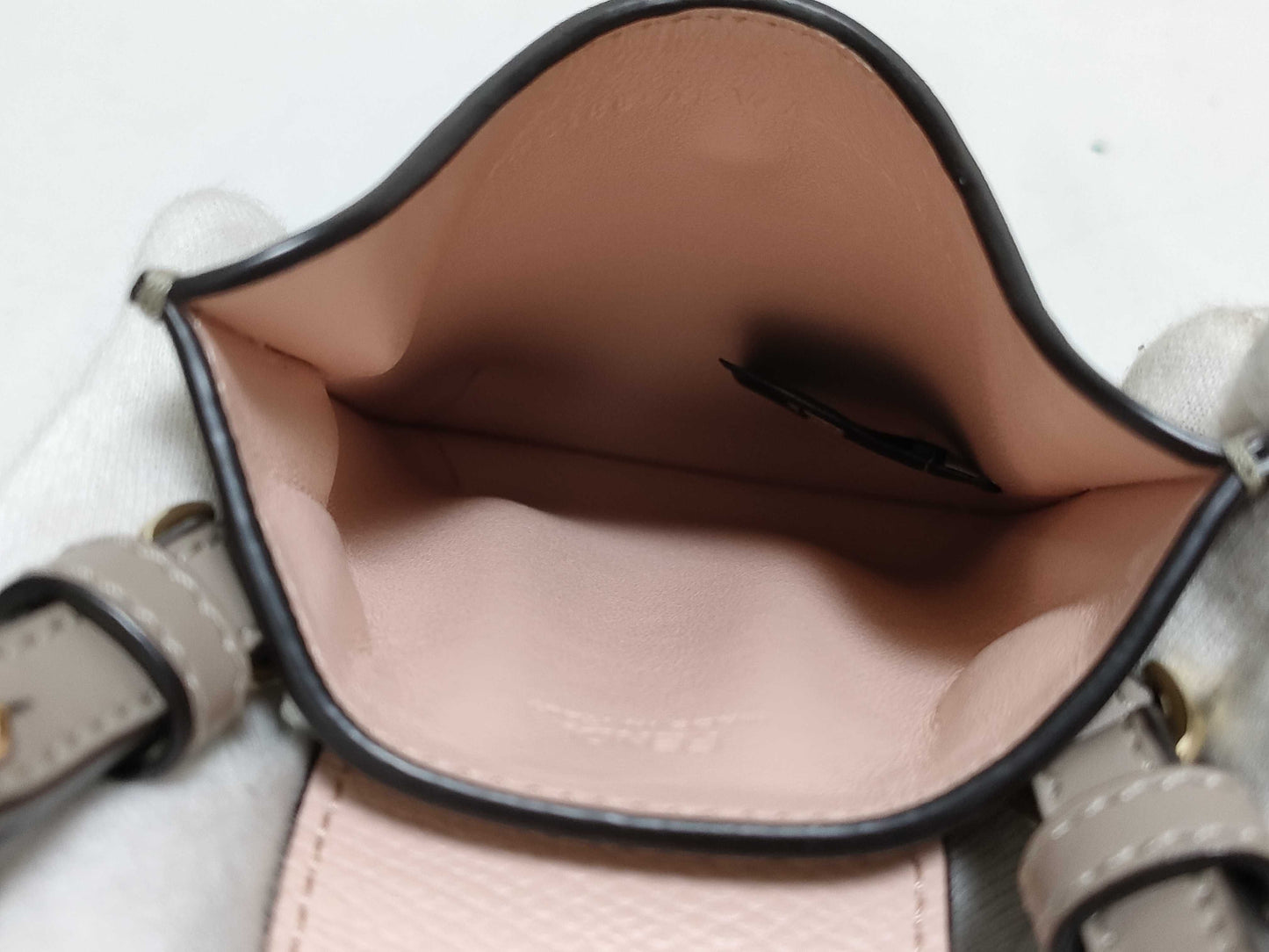 FENDI 7AS188 FF Diamond Phone Pouch Calfskin Leather Gray/Pink Shoulder Bag