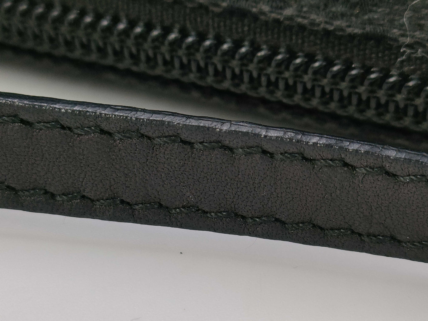 GUCCI Accessory Pouch Black Handbag