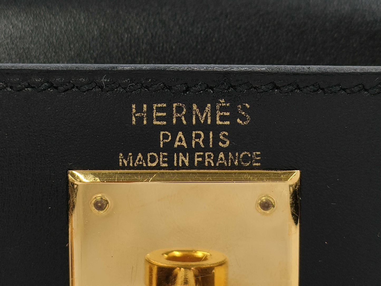 HERMES Kelly 28 Box Calf Black Handbag with A Stamp and Inner Stitching
